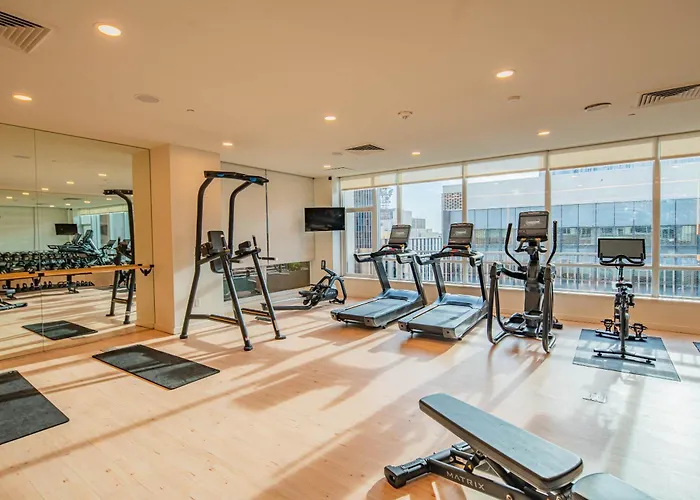 Apartment Downtown Phx High-rise Balcony Pool Gym W&d